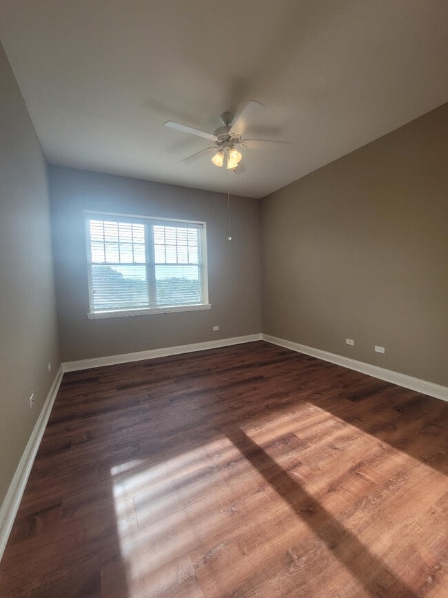 Building Photo - 1 Itasca Pl