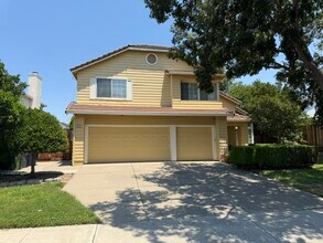 Building Photo - 1321 Brighton Dr