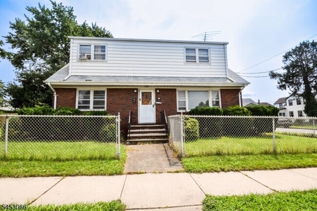 Building Photo - 20 N 13th St