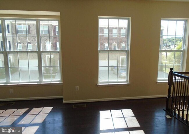 Foto del edificio - 7886 River Rock Way