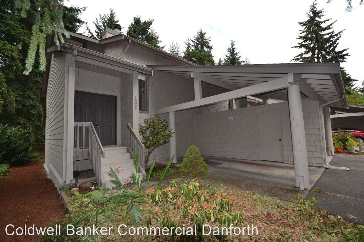 Primary Photo - 2 br, 1.5 bath House - 14621 NE 35th St, #1