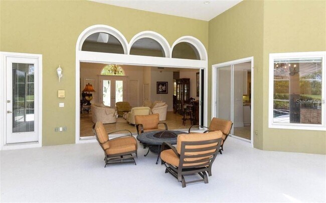 Foto del edificio - 676 Eagle Watch Ln