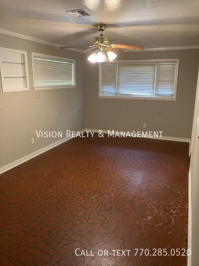 Building Photo - 1074 Rosedale Dr