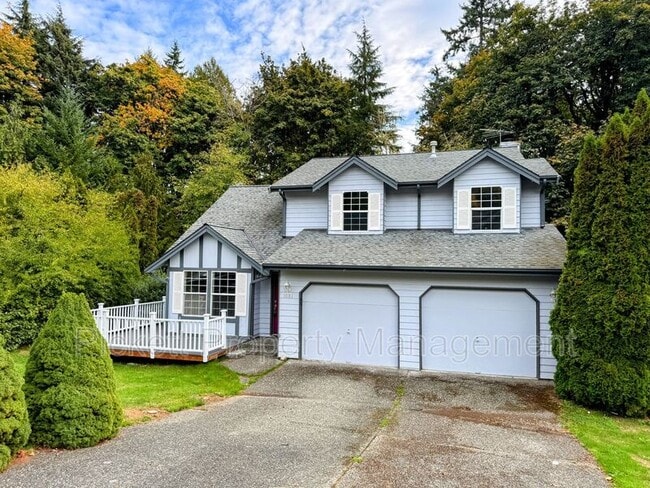 Photo - 1081 NE Shadybrook Ct House