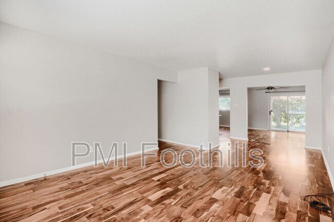 Foto del edificio - 2949 S Dexter Way