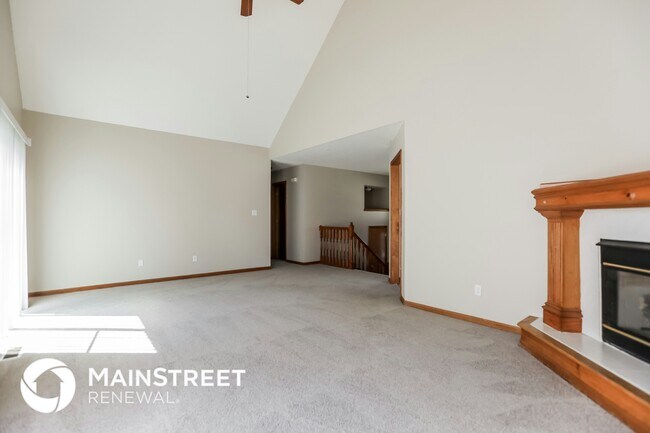 Building Photo - 205 N Walker Dr