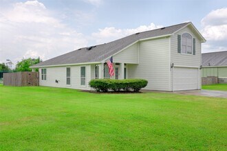 Building Photo - 14605 Ophiuchus Ct