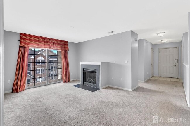 Building Photo - 1233 Dogwood Ct