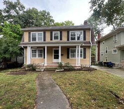 Building Photo - 5635 Kenwood Ave