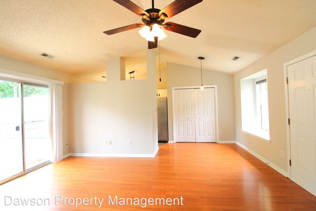 Foto del edificio - 2 br, 1 bath House - 2704 Von Thuringer Court