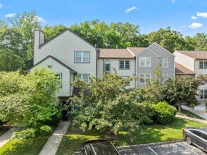 Building Photo - 7151 Elm Ct