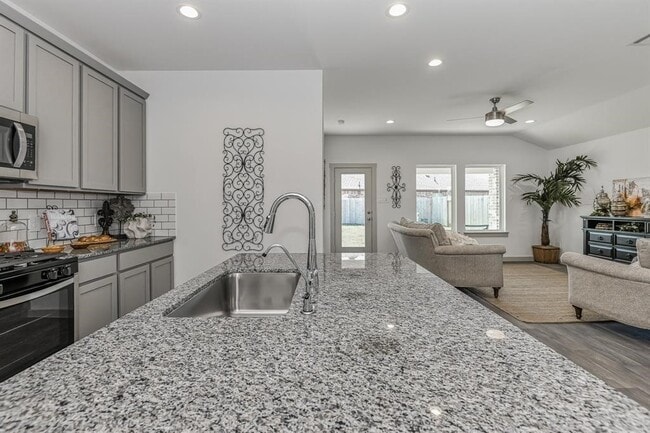 Building Photo - 1522 Truckee River Dr