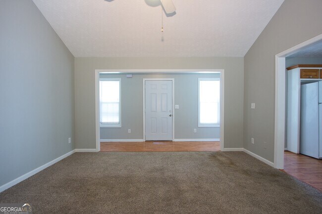 Building Photo - 350 Windermere Dr