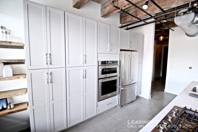 Building Photo - ATLAS Lofts