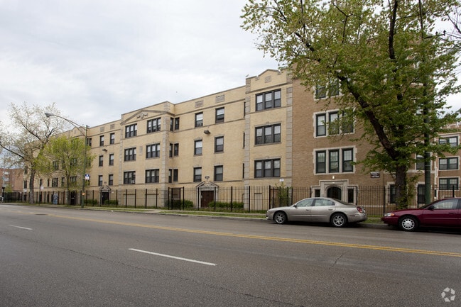 Building Photo - 51 N Central Ave