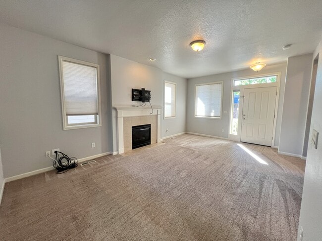 Building Photo - 3075 Flame Tree Ln NW