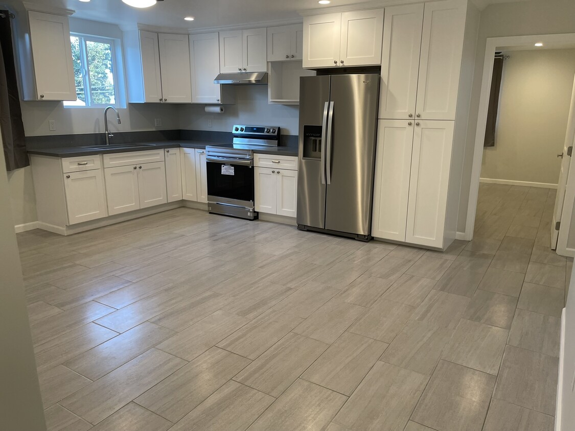 Brand New Kitchen - 695 E 43rd St