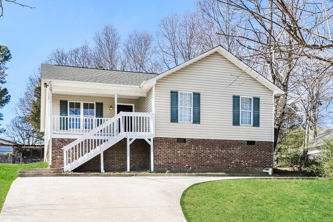 Building Photo - 345 Wingo St