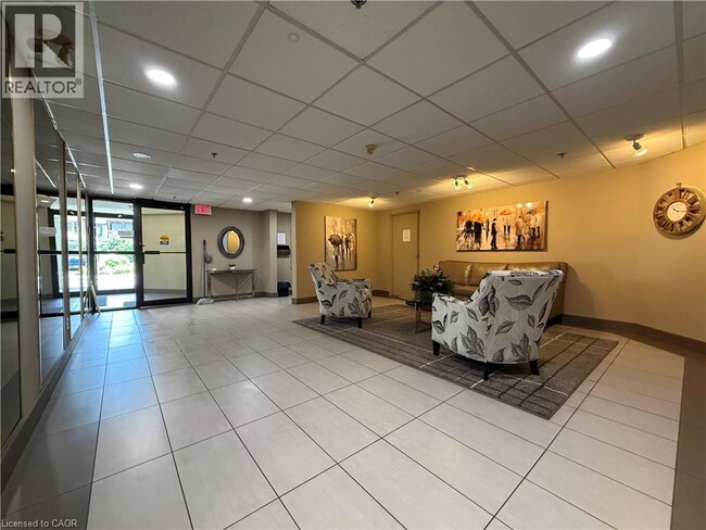 Building Photo - 688 Preston Pkwy