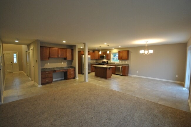 Building Photo - 3898 Jody Ct
