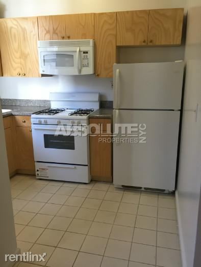 Building Photo - 558 W 164th St