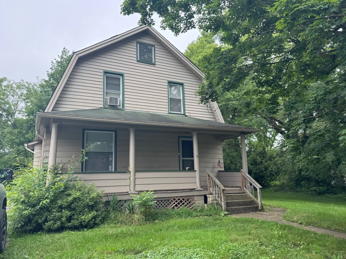 Primary Photo - 125 Perry St