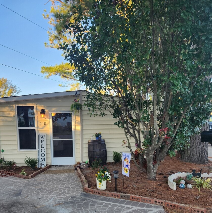 118 Reef Ln, Grandy, NC 27939 House Rental in Grandy, NC