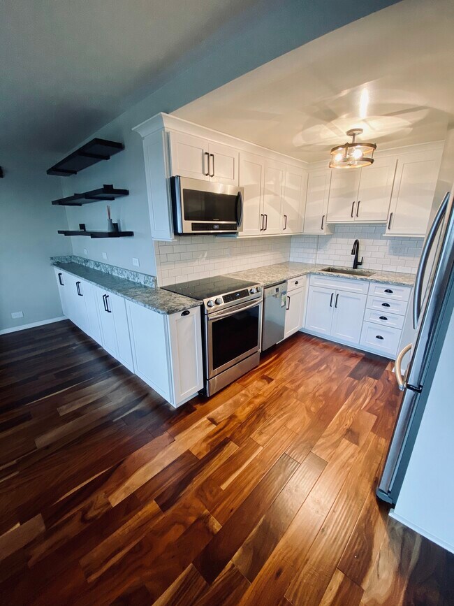 Main Room --> Kitchen - 1300 E Lafayette St