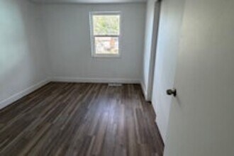 Building Photo - 224 S 900 E