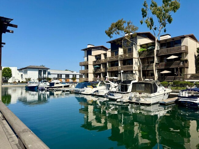 Foto del edificio - 9116 Marina Pacifica Dr