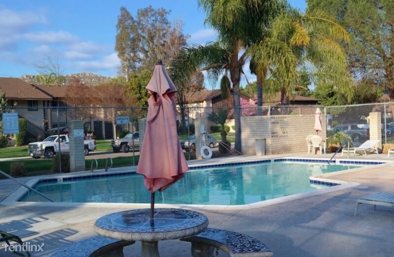 Foto principal - 10106 Carefree Dr
