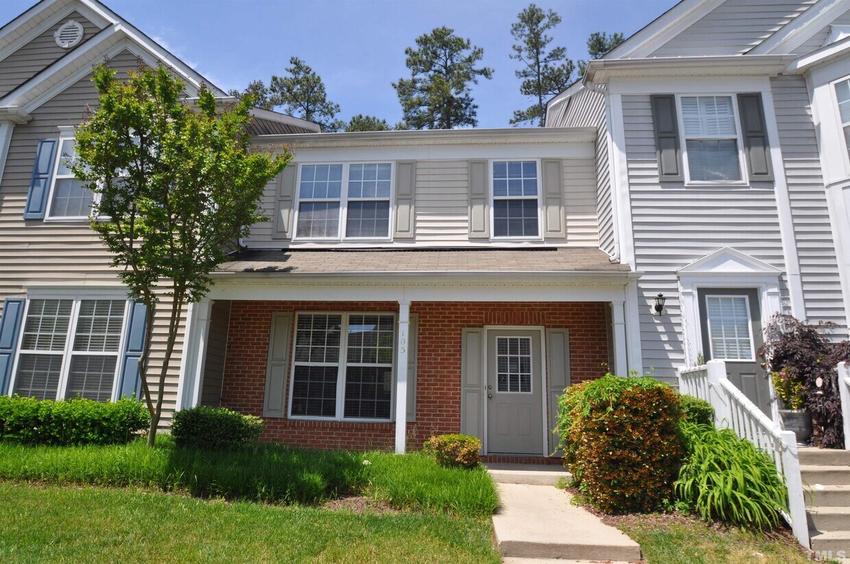 Foto principal - 103 Parklane Dr