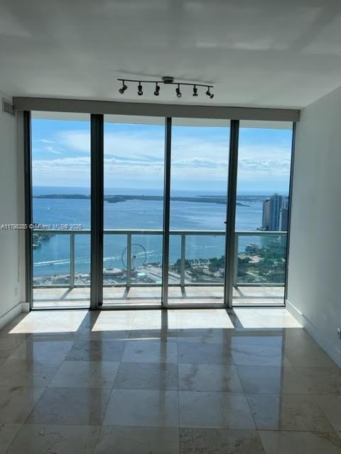 Foto del edificio - 888 Biscayne Blvd
