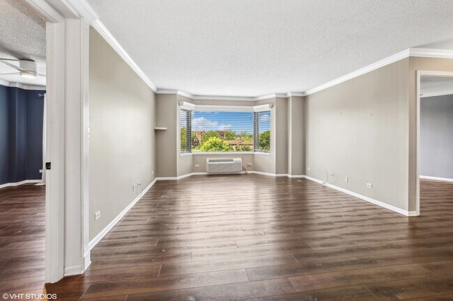 Building Photo - 470 Fawell Blvd