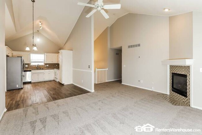 Building Photo - Northland 3 Bd/2Bth Home.  Available 8/17/24!