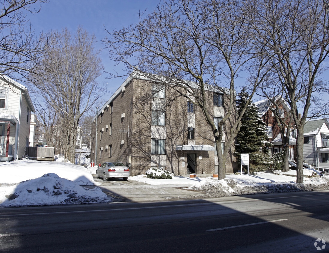 134 E Johnson 134 E Johnson St Madison, WI Apartments for Rent in