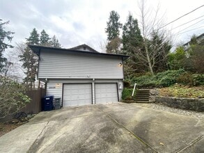 Building Photo - 10115 63rd Pl W