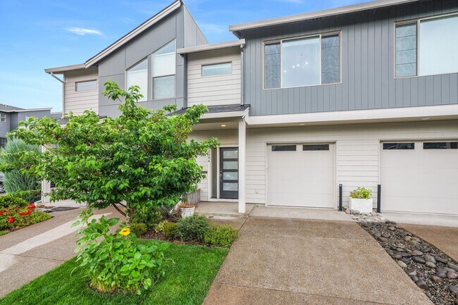 Foto del edificio - Beautiful 3 Bed, 2.5 Bath Rental Home in H...