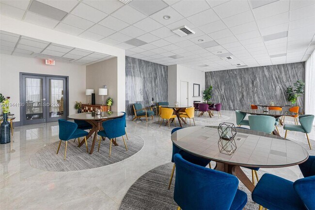 Foto del edificio - 3140 S Ocean Dr