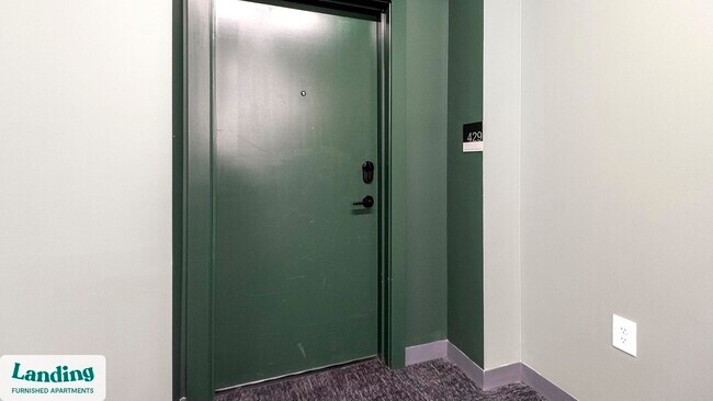 Building Photo - 645 N Front St