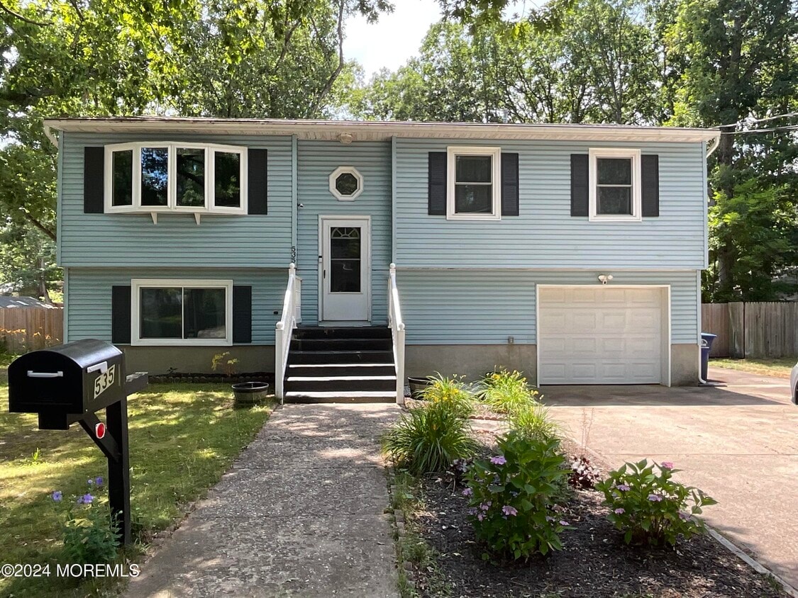 535 Cactus St, Pemberton Township, NJ 08015 House Rental in Pemberton