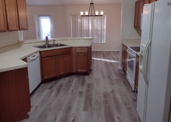 Foto del edificio - 1223 Persian Ave