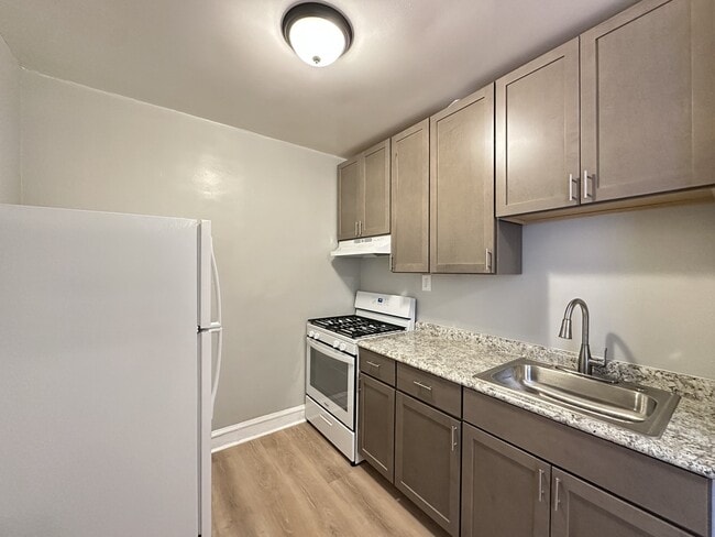 Foto del edificio - 4826 N Avers Ave