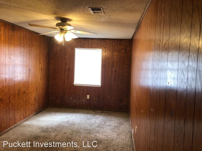 Building Photo - 2 br, 1 bath House - 4013 Rogers St