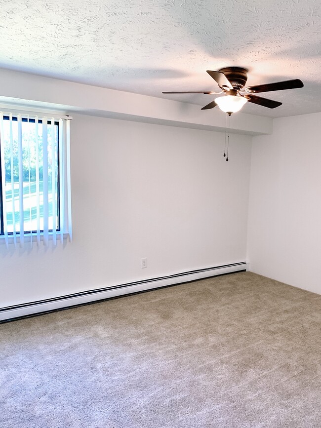 2 BR/1 BA Garden Bedroom - Tammany Hills Apartments