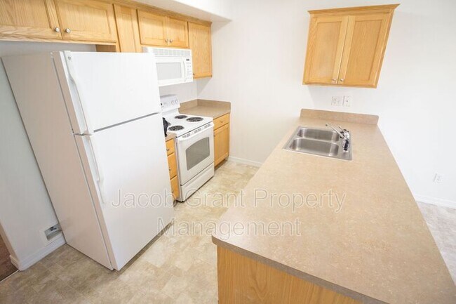 Foto del edificio - 1648 N Stevens Dr