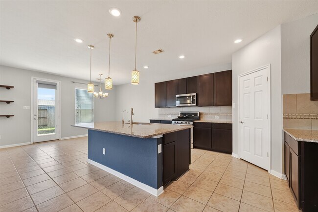 Building Photo - 3509 Pentland Downs St