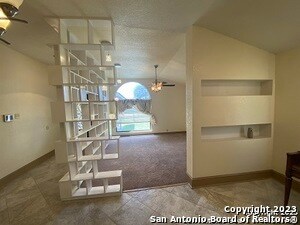 Foto del edificio - 8743 Ridge Mile Dr