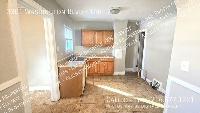 Foto del edificio - 3301 Washington Blvd