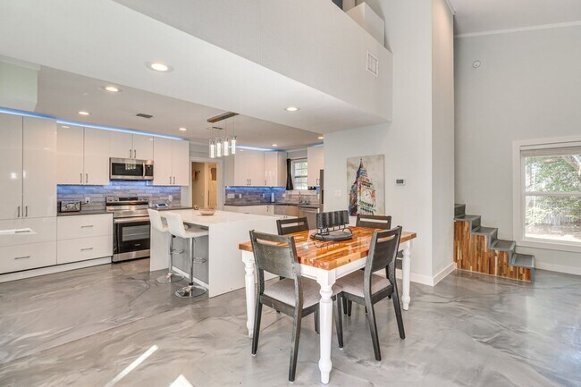 Foto del edificio - 372 Plum St